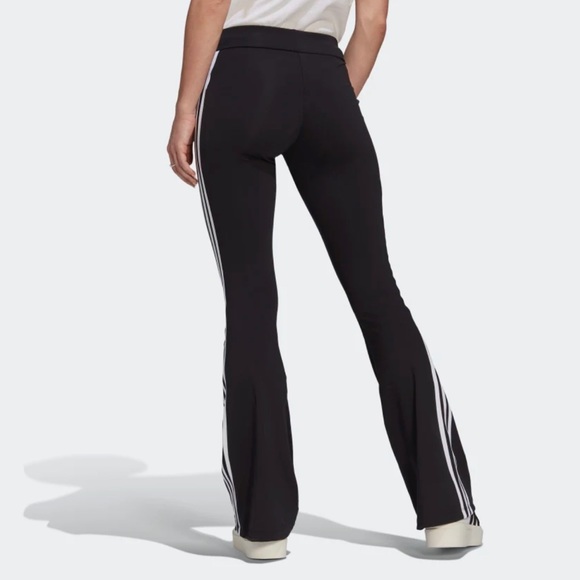 Adicolor Classic Flared Leggings size 4 or XS - Picture 3 of 13